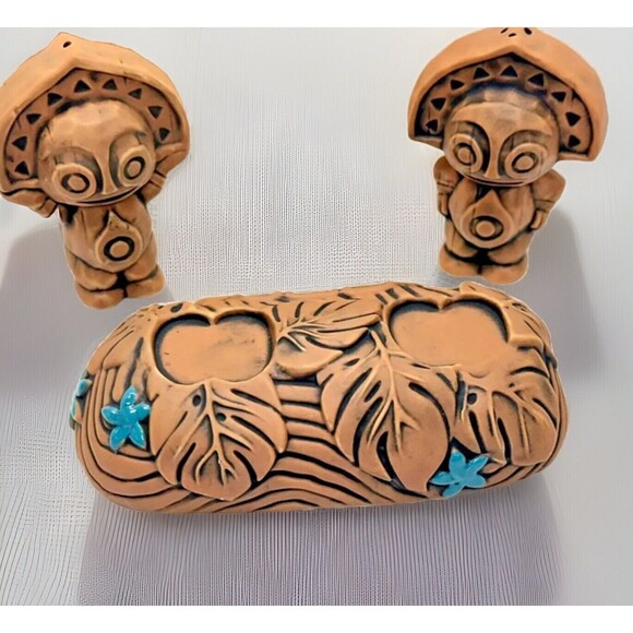 Disney Parks Polynesian Resort Salt Pepper Shakers Tiki Totem‎ & Stand Tropical - Picture 2 of 3